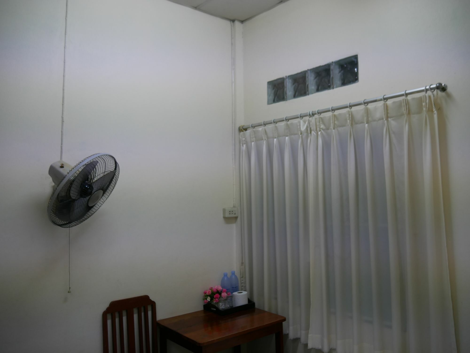 Vitoonguesthouse2Fanrooms & Aircondition Sukhothaï Extérieur photo