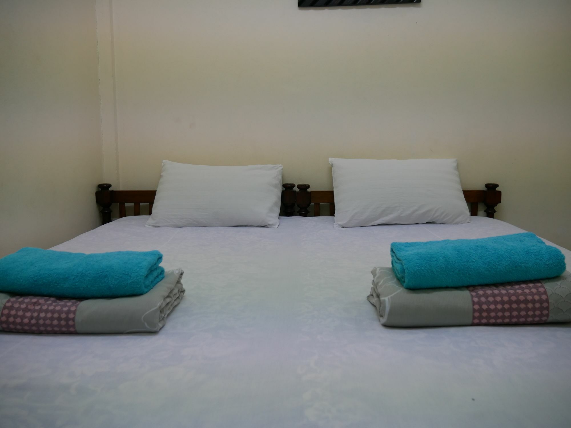 Vitoonguesthouse2Fanrooms & Aircondition Sukhothaï Extérieur photo