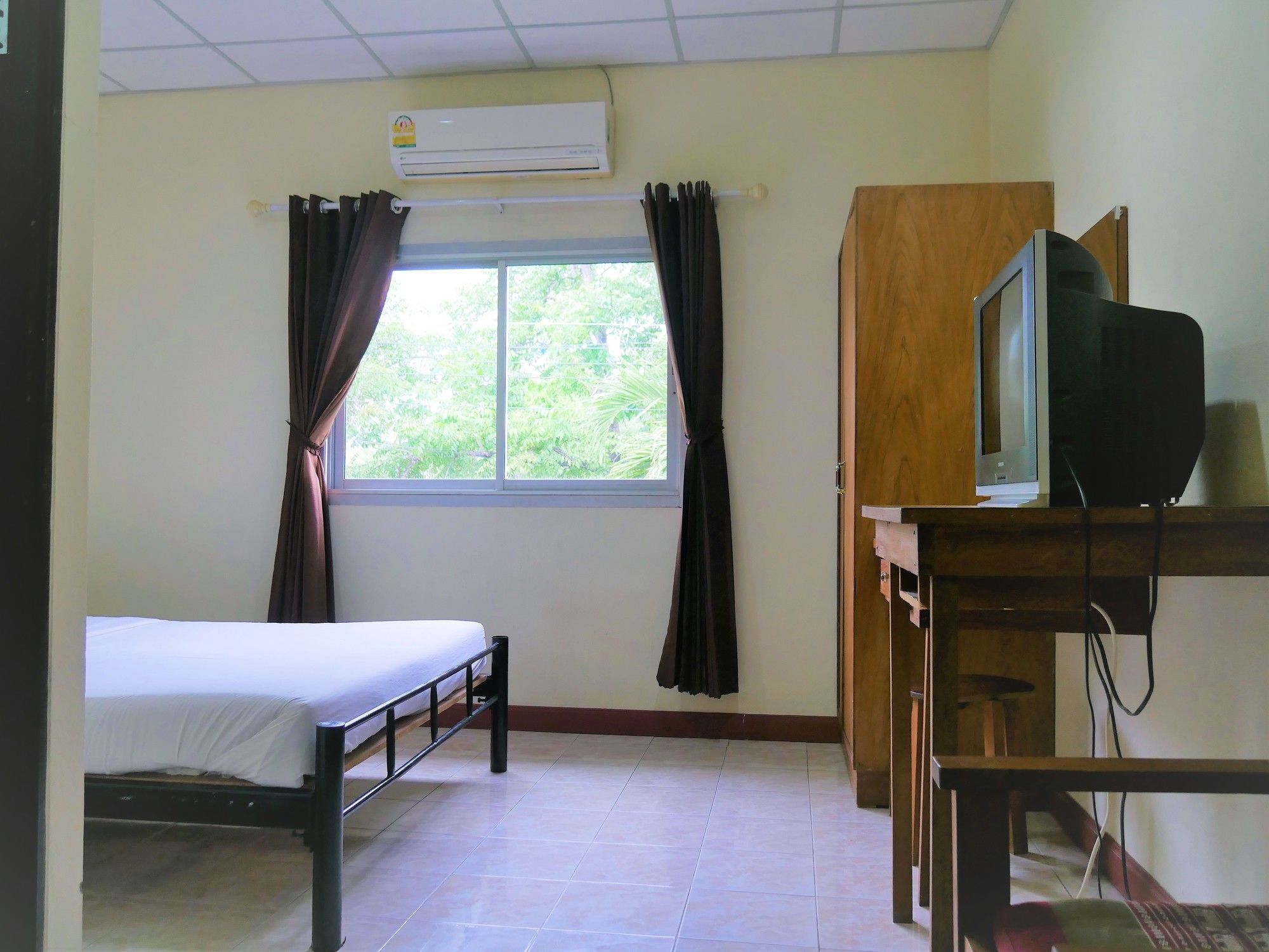 Vitoonguesthouse2Fanrooms & Aircondition Sukhothaï Extérieur photo